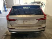 ✅ 2025 Volvo V60 Plus • VIN: YV4L12WK2S2145849 • Лот: 62395275. Опубликован ранее на Copart с пробегом 14 917 миль. Бесплатный доступ к архиву аукционных продаж из США и подробный отчёт об истории автомобиля на DreamBid. Изображение 6.