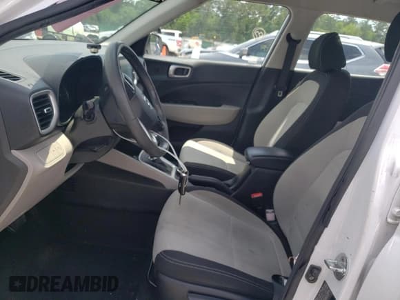 ✅ 2021 Hyundai Venue SEL • VIN: KMHRC8A32MU112797 • Lot: 56504095. Listed on Copart with 59,662 mi. Free auction sales archive from the USA and detailed vehicle history report at DreamBid. Image 7.