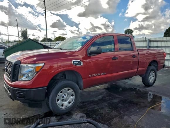 ✅ 2017 Nissan Titan S • VIN: 1N6AA1F34HN501400 • Lot: 95728235. Listed on Copart with 80,556 mi. Free auction sales archive from the USA and detailed vehicle history report at DreamBid. Image 1.