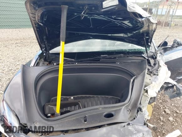 ✅ 2025 Tesla Model 3 Long Range • VIN: 5YJ3E1EB8SF925709 • Lot: 43407352. Wystawiony na IAAI z przebiegiem 5 434 mil. Bezpłatny archiwum sprzedaży aukcyjnych z USA i szczegółowy raport historii pojazdu na DreamBid. Zdjęcie 10.