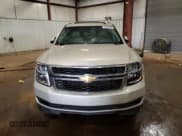 ✅ 2015 Chevrolet Suburban LT • VIN: 1GNSKJKC1FR289952 • Лот: 86842865. Опубликован ранее на Copart с пробегом 224 346 миль. Бесплатный доступ к архиву аукционных продаж из США и подробный отчёт об истории автомобиля на DreamBid. Изображение 5.