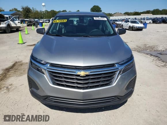 ✅ 2023 Chevrolet Equinox LS • VIN: 3GNAXHEG1PL166262 • Lot: 82382645. Wystawiony na Copart z przebiegiem 90 160 mil. Bezpłatny archiwum sprzedaży aukcyjnych z USA i szczegółowy raport historii pojazdu na DreamBid. Zdjęcie 5.