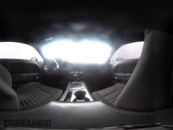 ✅ 2013 Dodge Challenger R/T • VIN: 2C3CDYBTXDH562338 • Lot: 41377124. Wystawiony na IAAI z przebiegiem 137 871 mil. Bezpłatny archiwum sprzedaży aukcyjnych z USA i szczegółowy raport historii pojazdu na DreamBid. Zdjęcie 18.