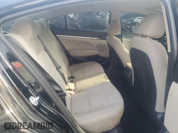 ✅ 2019 Hyundai Elantra SE • VIN: 5NPD74LF7KH497929 • Lot: 60826775. Listed on Copart with 138,911 mi. Free auction sales archive from the USA and detailed vehicle history report at DreamBid. Image 10.