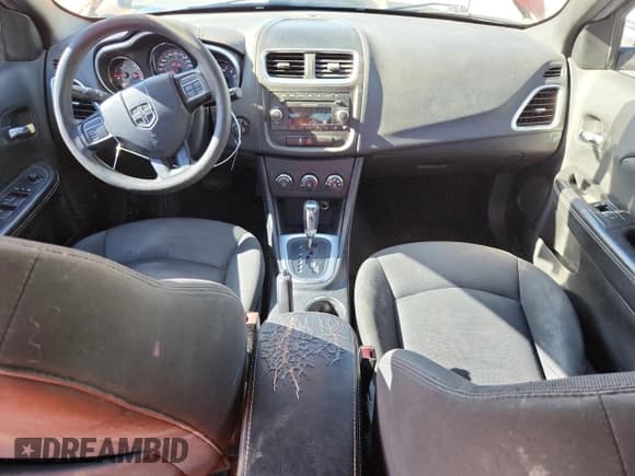 ✅ 2012 Dodge Avenger SE • VIN: 1C3CDZAB6CN276765 • Lot: 84898305. Listed on Copart with 142,279 mi. Free auction sales archive from the USA and detailed vehicle history report at DreamBid. Image 8.