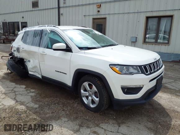 ✅ 2019 Jeep Compass Latitude • VIN: 3C4NJCBB8KT851536 • Lot: 41457424. Listed on IAAI with 25,282 mi. Free auction sales archive from the USA and detailed vehicle history report at DreamBid. Image 1.