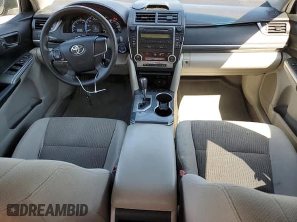 ✅ 2012 Toyota Camry XLE • VIN: 4T1BD1FK8CU056529 • Lot: 52803825. Wystawiony na Copart z przebiegiem 141 936 mil. Bezpłatny archiwum sprzedaży aukcyjnych z USA i szczegółowy raport historii pojazdu na DreamBid. Zdjęcie 8.