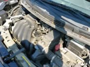 ✅ 2014 Nissan Note S • VIN: 3N1CE2CP6EL392806 • Lot: 42793596. Wystawiony na IAAI z przebiegiem 188 065 mil. Bezpłatny archiwum sprzedaży aukcyjnych z USA i szczegółowy raport historii pojazdu na DreamBid. Zdjęcie 19.