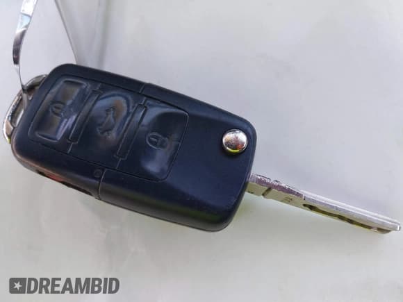 ✅ 2003 Volkswagen Passat GLX • VIN: WVWRH63B73P189189 • Lot: 41695418. Wystawiony na IAAI z przebiegiem 135 023 mil. Bezpłatny archiwum sprzedaży aukcyjnych z USA i szczegółowy raport historii pojazdu na DreamBid. Zdjęcie 11.