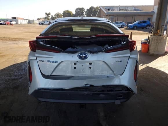 2021 Toyota Prius LE with VIN JTDKAMFP9M3172503, listed as a Copart auction lot 80928425 with 40,048 mi miles and Salvage title. Bid and sale history available at DreamBid. Image 6.