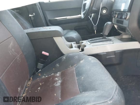 ✅ 2008 Ford Escape XLT • VIN: 1FMCU931X8KB06459 • Lot: 42055096. Listed on IAAI with 156,316 mi. Free auction sales archive from the USA and detailed vehicle history report at DreamBid. Image 5.