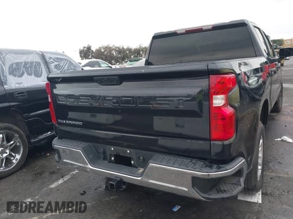 ✅ 2022 Chevrolet Silverado 1500 Work Truck • VIN: 1GCPAAEKXNZ620093 • Lot: 41507676. Wystawiony na IAAI z przebiegiem 34 699 mil. Bezpłatny archiwum sprzedaży aukcyjnych z USA i szczegółowy raport historii pojazdu na DreamBid. Zdjęcie 16.