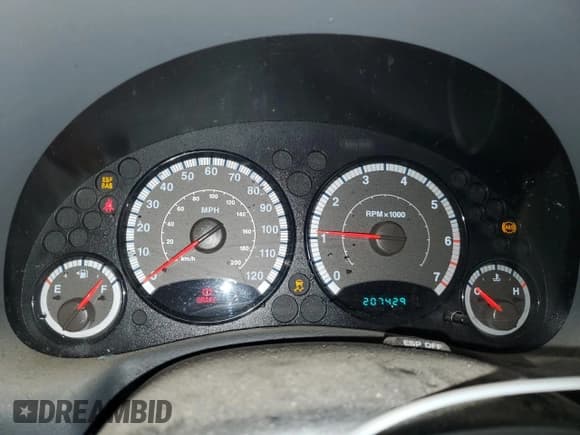 ✅ 2006 Jeep Liberty Sport • VIN: 1J4GL48K96W192697 • Lot: 91487895. Listed on Copart with 207,429 mi. Free auction sales archive from the USA and detailed vehicle history report at DreamBid. Image 9.