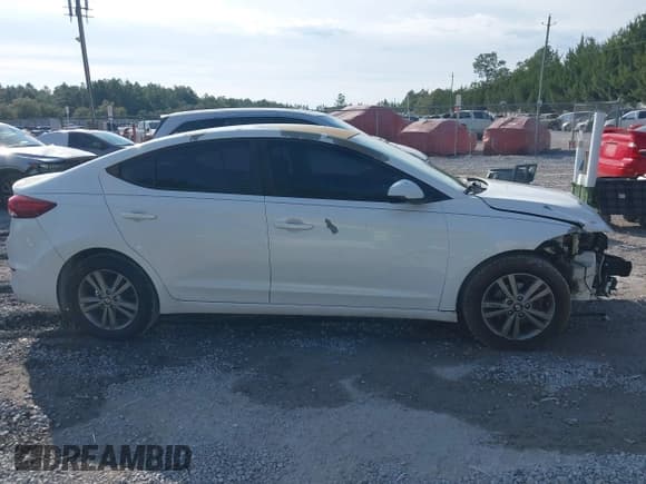 ✅ 2017 Hyundai Elantra Limited • VIN: 5NPD84LF7HH120281 • Lot: 43758498. Listed on IAAI with 188,618 mi. Free auction sales archive from the USA and detailed vehicle history report at DreamBid. Image 13.