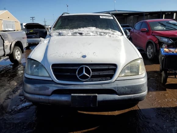 ✅ 1998 Mercedes-Benz M 320/430/500 • VIN: 4JGAB54E6WA002898 • Lot: 42794985. Wystawiony na Copart z przebiegiem 215 164 mil. Bezpłatny archiwum sprzedaży aukcyjnych z USA i szczegółowy raport historii pojazdu na DreamBid. Zdjęcie 5.
