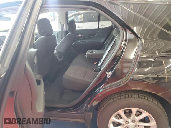 ✅ 2021 Chevrolet Equinox LT • VIN: 2GNAXJEV5M6108466 • Lot: 43071397. Listed on IAAI with 58,925 mi. Free auction sales archive from the USA and detailed vehicle history report at DreamBid. Image 1.