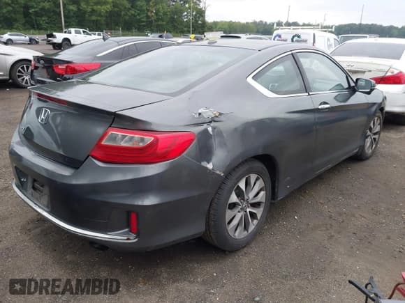 ✅ 2014 Honda Accord EX-L • VIN: 1HGCT1B87EA004286 • Лот: 43021190. Опубликован ранее на IAAI с пробегом 170 336 миль. Бесплатный доступ к архиву аукционных продаж из США и подробный отчёт об истории автомобиля на DreamBid. Изображение 4.