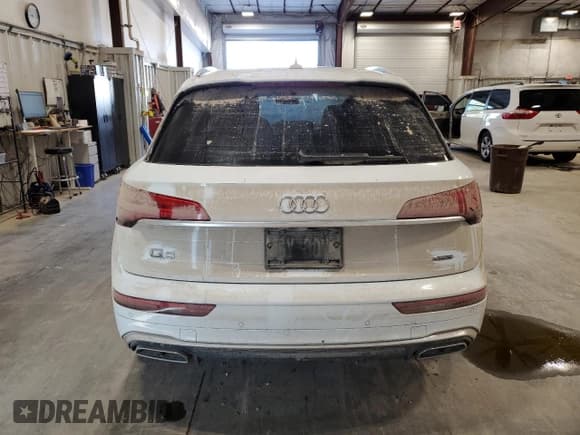 ✅ 2024 Audi Q5 S line Premium Plus • VIN: WA1EAAFY5R2035571 • Lot: 69815695. Listed on Copart with Not provided. Free auction sales archive from the USA and detailed vehicle history report at DreamBid. Image 6.