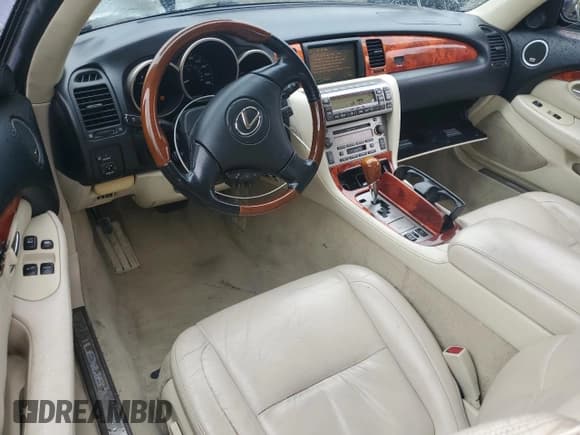 ✅ 2007 Lexus SC 430 • VIN: JTHFN45Y979013870 • Lot: 63039145. Listed on Copart with 172,949 mi. Free auction sales archive from the USA and detailed vehicle history report at DreamBid. Image 8.