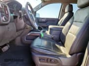 ✅ 2020 GMC Sierra 1500 SLT • VIN: 3GTP8DED6LG165304 • Лот: 90521835. Опубликован ранее на Copart с пробегом 55 717 миль. Бесплатный доступ к архиву аукционных продаж из США и подробный отчёт об истории автомобиля на DreamBid. Изображение 7.