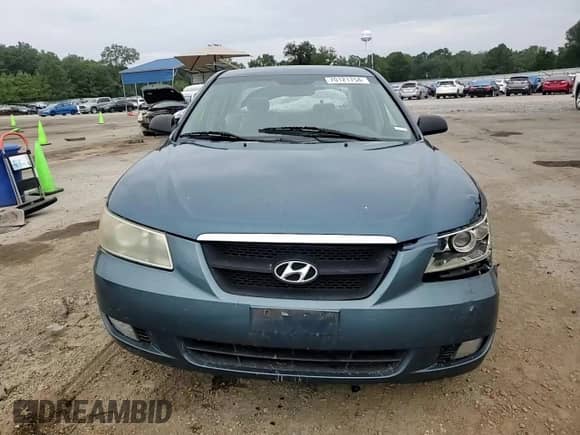 ✅ 2006 Hyundai Sonata GLS • VIN: 5NPEU46F86H019940 • Lot: 70121754. Listed on Copart with 218,941 mi miles. Access the free auction sales archive from the USA and view a detailed vehicle history report at DreamBid. Image 11.