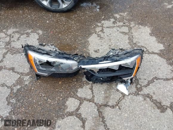 ✅ 2021 Audi Q3 S line Premium • VIN: WA1DECF30M1032463 • Lot: 42654103. Wystawiony na IAAI z przebiegiem 51 669 mil. Bezpłatny archiwum sprzedaży aukcyjnych z USA i szczegółowy raport historii pojazdu na DreamBid. Zdjęcie 11.