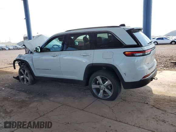 2022 Jeep Grand Cherokee Limited with VIN 1C4RJGBG7N8634129, listed as a Copart auction lot 63610995 with 36,550 mi miles and Salvage title. Bid and sale history available at DreamBid. Image 2.