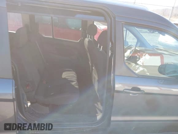 ✅ 2018 Ford Transit Connect XLT • VIN: NM0GE9F79J1360871 • Lot: 41832433. Listed on IAAI with 274,543 mi. Free auction sales archive from the USA and detailed vehicle history report at DreamBid. Image 8.