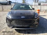 ✅ 2022 Ford Escape S • VIN: 1FMCU9F67NUA05967 • Лот: 48883085. Опубликован ранее на Copart с пробегом 55 799 миль. Бесплатный доступ к архиву аукционных продаж из США и подробный отчёт об истории автомобиля на DreamBid. Изображение 5.