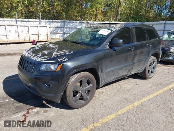 ✅ 2015 Jeep Grand Cherokee Altitude • VIN: 1C4RJFAG0FC164522 • Лот: 43396290. Опубликован ранее на IAAI с пробегом 232 897 миль. Бесплатный доступ к архиву аукционных продаж из США и подробный отчёт об истории автомобиля на DreamBid. Изображение 17.