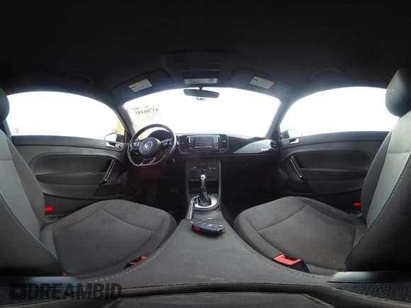 ✅ 2017 Volkswagen Beetle Fleet • VIN: 3VWF17ATXHM626508 • Lot: 43766445. Listed on IAAI with 131,868 mi. Free auction sales archive from the USA and detailed vehicle history report at DreamBid. Image 18.