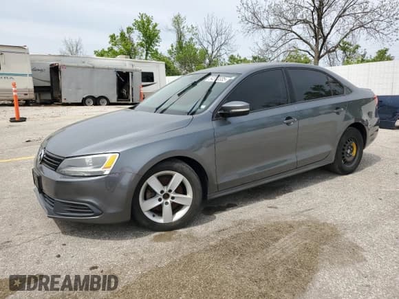✅ 2012 Volkswagen Jetta TDI w/Premium & Nav • VIN: 3VWLL7AJ8CM319746 • Lot: 54313335. Listed on Copart with 186,003 mi. Free auction sales archive from the USA and detailed vehicle history report at DreamBid. Image 1.