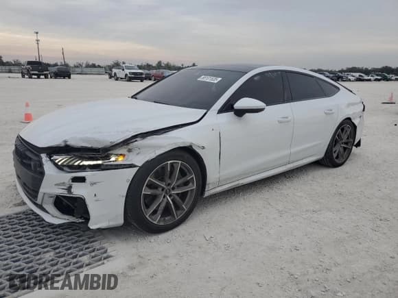 ✅ 2023 Audi A7 • VIN: WAUU2BF25PN017581 • Лот: 88101535. Опубликован ранее на Copart с пробегом 70 698 миль. Бесплатный доступ к архиву аукционных продаж из США и подробный отчёт об истории автомобиля на DreamBid. Изображение 1.