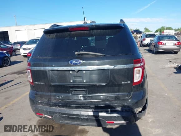 ✅ 2015 Ford Explorer Limited • VIN: 1FM5K8F82FGA10584 • Lot: 42203980. Wystawiony na IAAI z przebiegiem 196 426 mil. Bezpłatny archiwum sprzedaży aukcyjnych z USA i szczegółowy raport historii pojazdu na DreamBid. Zdjęcie 16.