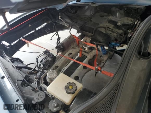 ✅ 2015 Chevrolet Corvette 1LT • VIN: 1G1YA2D78F5104694 • Lot: 63016915. Wystawiony na Copart z przebiegiem Nie podano. Bezpłatny archiwum sprzedaży aukcyjnych z USA i szczegółowy raport historii pojazdu na DreamBid. Zdjęcie 11.