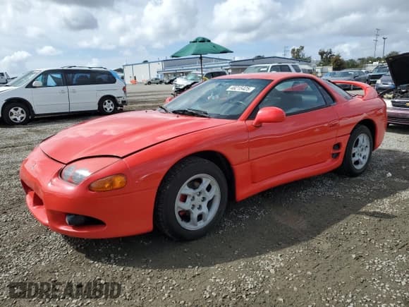 ✅ 1997 Mitsubishi 3000GT • VIN: JA3AM44H4VY003619 • Lot: 48215425. Listed on Copart with 135,362 mi. Free auction sales archive from the USA and detailed vehicle history report at DreamBid. Image 1.