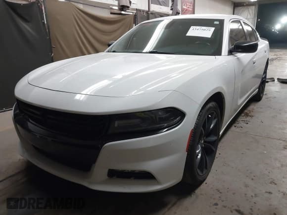 ✅ 2018 Dodge Charger SXT Plus • VIN: 2C3CDXHG4JH337056 • Lot: 43475029. Wystawiony na IAAI z przebiegiem 106 753 mil. Bezpłatny archiwum sprzedaży aukcyjnych z USA i szczegółowy raport historii pojazdu na DreamBid. Zdjęcie 2.
