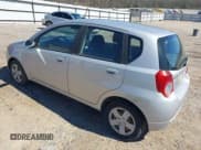 ✅ 2009 Chevrolet Aveo 1LT • VIN: KL1TD66E19B651119 • Lot: 41648261. Wystawiony na IAAI z przebiegiem 132 456 mil. Bezpłatny archiwum sprzedaży aukcyjnych z USA i szczegółowy raport historii pojazdu na DreamBid. Zdjęcie 3.