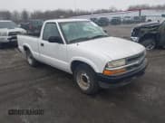 ✅ 2003 Chevrolet S-10 Work Truck • VIN: 1GCCS14X238218144 • Лот: 41505247. Опубликован ранее на IAAI с пробегом 74 431 миль. Бесплатный доступ к архиву аукционных продаж из США и подробный отчёт об истории автомобиля на DreamBid. Изображение 1.