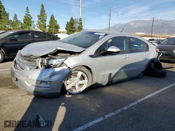 ✅ 2013 Chevrolet Volt • VIN: 1G1RH6E41DU123960 • Lot: 74959714. Wystawiony na Copart z przebiegiem Nie podano. Bezpłatny archiwum sprzedaży aukcyjnych z USA i szczegółowy raport historii pojazdu na DreamBid. Zdjęcie 1.