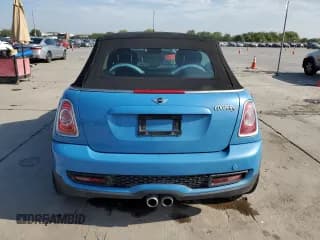 ✅ 2013 MINI Convertible S • VIN: WMWZP3C51DT705273 • Lot: 68041274. Listed on Copart with 47,820 mi. Free auction sales archive from the USA and detailed vehicle history report at DreamBid. Image 6.