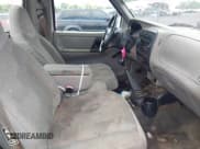 ✅ 2000 Ford Ranger • VIN: 1FTZR11V0YTA48413 • Lot: 42626771. Listed on IAAI with 163,698 mi. Free auction sales archive from the USA and detailed vehicle history report at DreamBid. Image 5.