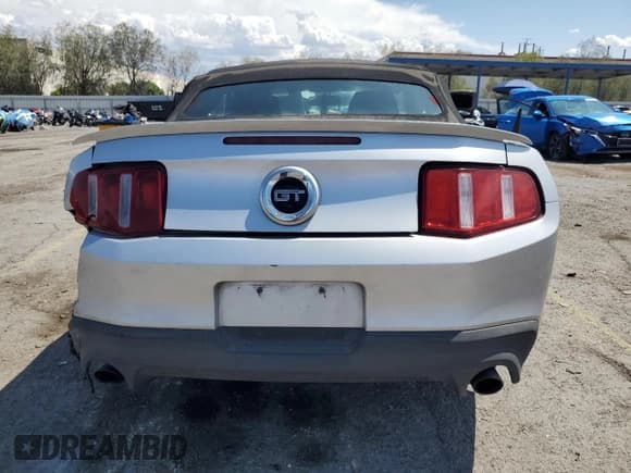 ✅ 2012 Ford Mustang GT • VIN: 1ZVBP8FF6C5268005 • Lot: 59921495. Listed on Copart with 133,705 mi. Free auction sales archive from the USA and detailed vehicle history report at DreamBid. Image 6.