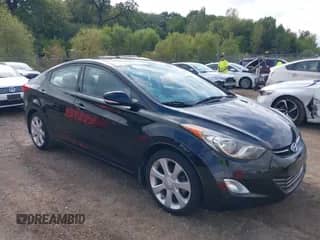 2013 Hyundai Elantra Limited z VIN 5NPDH4AE1DH211700, wystawiony jako IAAI lot #43300466 z przebiegiem 77 375 mil mil oraz . Historia ofert i sprzedaży dostępna na DreamBid. Obrazek 1.