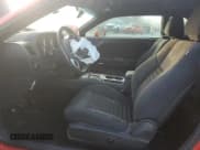 ✅ 2014 Dodge Challenger SXT • VIN: 2C3CDYAG6EH236235 • Lot: 74688144. Wystawiony na Copart z przebiegiem Nie podano. Bezpłatny archiwum sprzedaży aukcyjnych z USA i szczegółowy raport historii pojazdu na DreamBid. Zdjęcie 7.