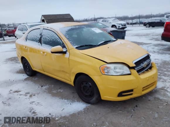 2011 Chevrolet Aveo 1LT z VIN KL1TD5DE2BB124564, wystawiony jako IAAI lot #41388512 z przebiegiem 109 833 mil mil oraz . Historia ofert i sprzedaży dostępna na DreamBid. Obrazek 1.