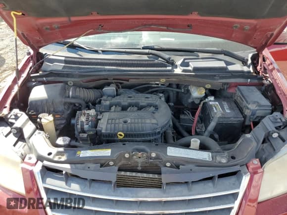 ✅ 2010 Chrysler Town & Country Touring Plus • VIN: 2A4RR8DX0AR321024 • Lot: 84940225. Wystawiony na Copart z przebiegiem 246 813 mil. Bezpłatny archiwum sprzedaży aukcyjnych z USA i szczegółowy raport historii pojazdu na DreamBid. Zdjęcie 12.