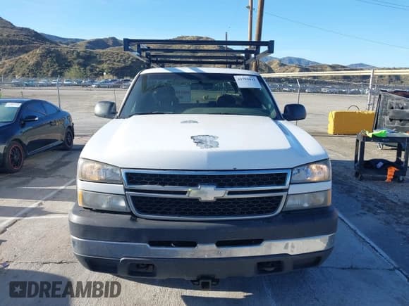 ✅ 2007 Chevrolet Silverado 1500 • VIN: 1GBHC29D37E134322 • Лот: 41794042. Опубликован ранее на IAAI с пробегом 206 020 миль. Бесплатный доступ к архиву аукционных продаж из США и подробный отчёт об истории автомобиля на DreamBid. Изображение 12.