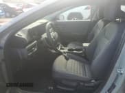 ✅ 2025 Kia K4 EX • VIN: 3KPFU4DE0SE056722 • Lot: 80621195. Wystawiony na Copart z przebiegiem 19 162 mil. Bezpłatny archiwum sprzedaży aukcyjnych z USA i szczegółowy raport historii pojazdu na DreamBid. Zdjęcie 7.