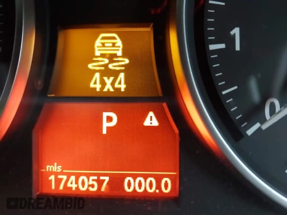 ✅ 2012 BMW 3 Series 328i xDrive • VIN: WBAKF5C5XCE657579 • Lot: 43825877. Wystawiony na IAAI z przebiegiem 174 057 mil. Bezpłatny archiwum sprzedaży aukcyjnych z USA i szczegółowy raport historii pojazdu na DreamBid. Zdjęcie 15.